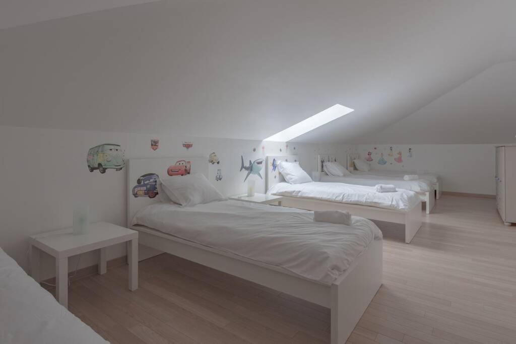 Family Disneyland Apartment 마그니 레 홍그레 외부 사진